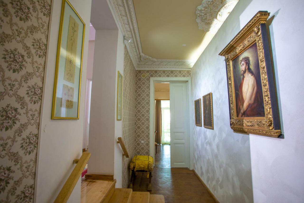 Hotel Veneto Kutaissi Exterior foto